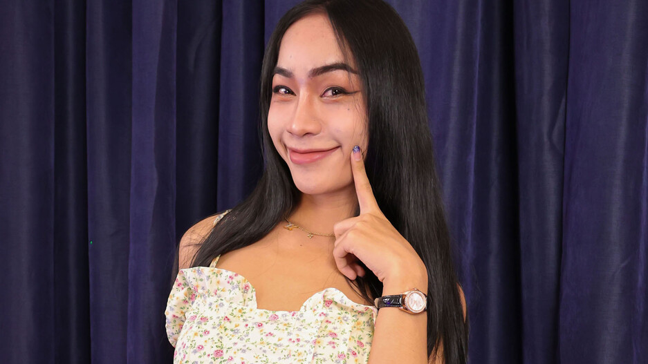 Chalisa's Intriguing Premiere